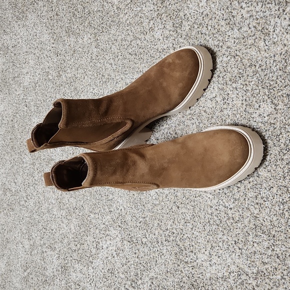 Dolce Vita Boots, Size 9 - Picture 2 of 8